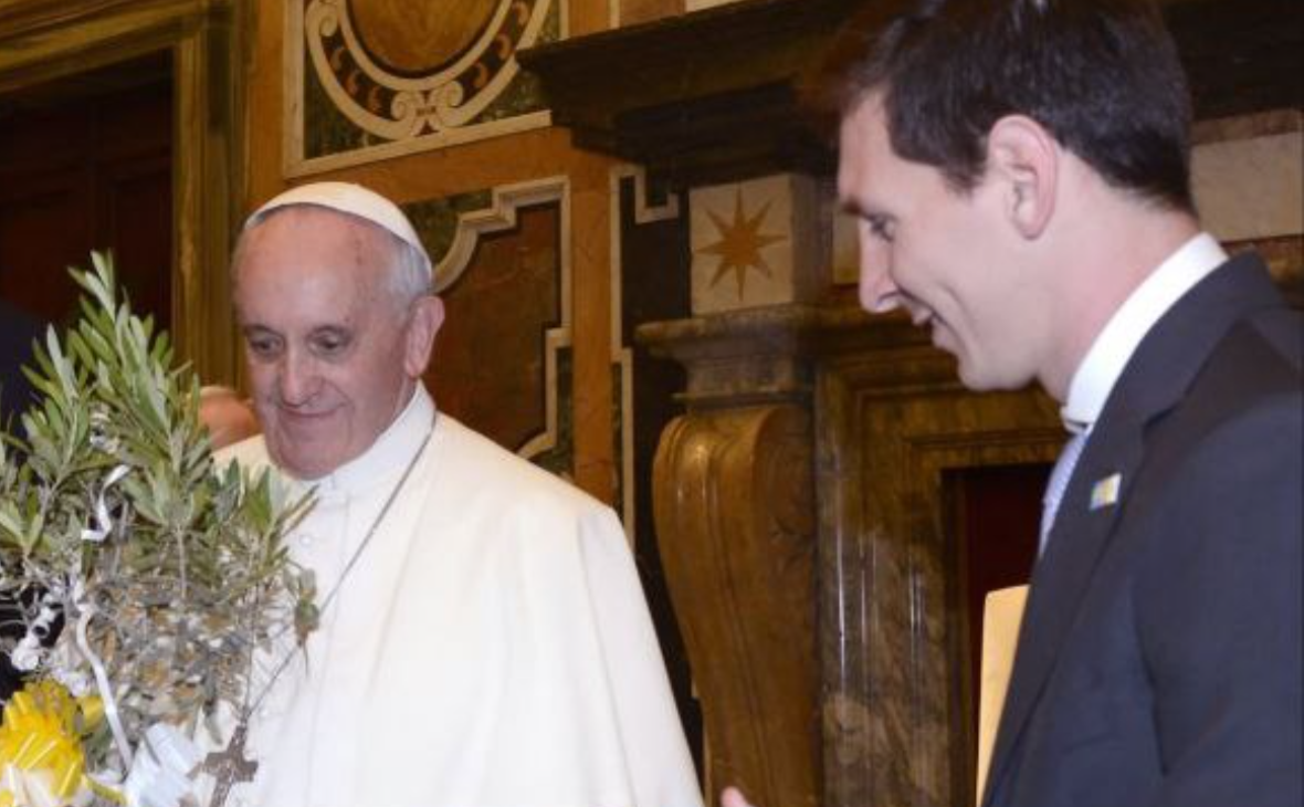 Папа римский Франциск и Лионель Месси (leomessi / Instagram (владелец сети Meta признана в России экстремистской и запрещена))