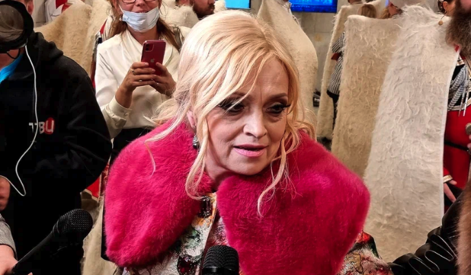 Гонорары страдающей из-за серьезной болезни Кадышевой взлетели до небес