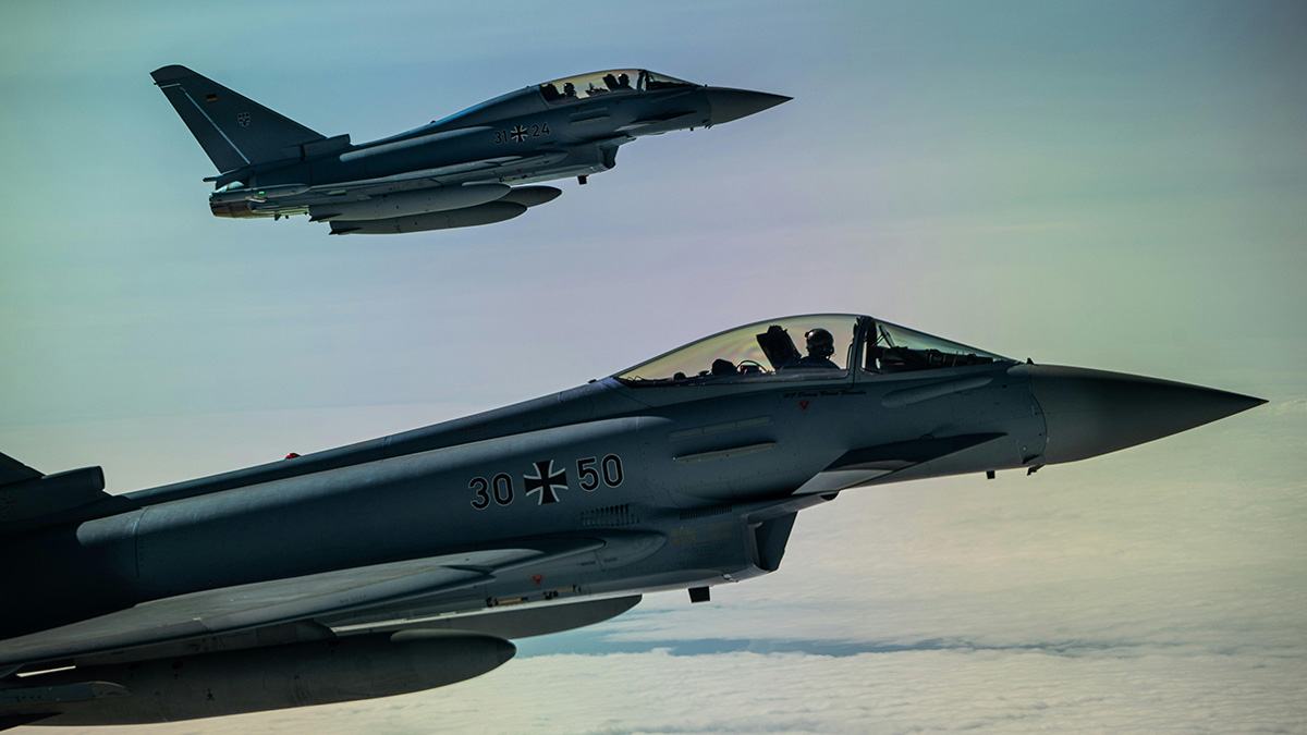 СМИ: НАТО отрабатывает «сценарий нападения России на территорию альянса» на учениях