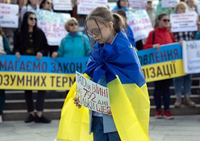 oleg czarev rassuzhdaet o sudbe ukrainy i vozmozhnom soyuze s rossiej-urbandigest-ru-174534819800-0