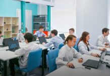 Петр Анурин высоко оценил новый корпус школы №1329 в Тропарево-Никулино petr anurin vysoko oczenil novyj korpus shkoly 1329 v troparevonikulino-urbandigest-ru-174532115500-0