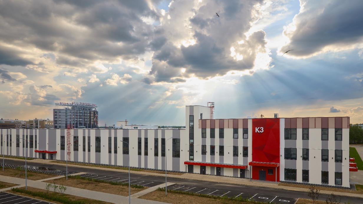 Строительная готовность второй очереди промышленного технопарка «Алабушево» составляет 50 процентов