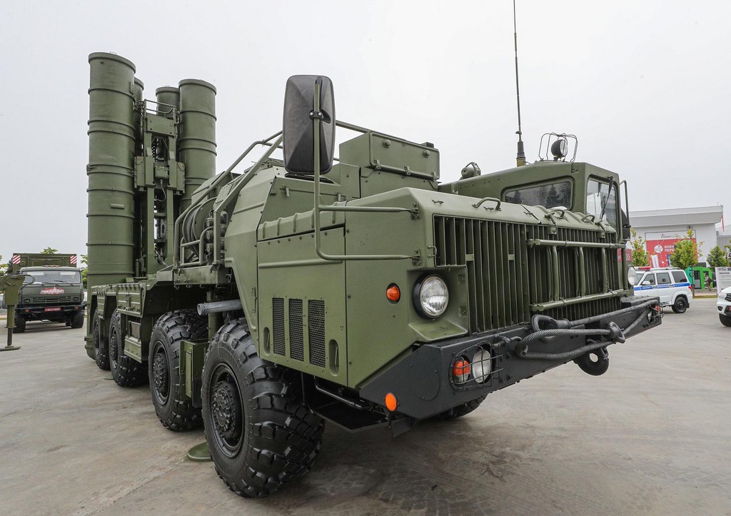 Зенитно-ракетная система С-400 «Триумф»