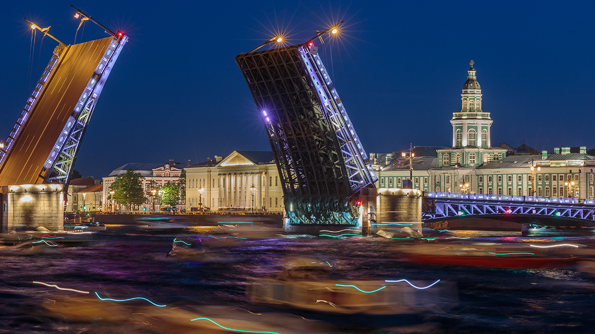 Петербургские мосты подготовили к ежедневным разводкам