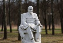 Сергей Обухов и КПРФ о сохранении исторического наследия Владимира Ленина sergej obuhov i kprf o sohranenii istoricheskogo naslediya vladimira lenina-urbandigest-ru-174530123700-0