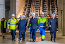 Сергей Собянин во время осмотра строящейся станции Генерала Тюленева Троицкой линии метро