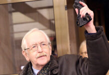 Василий Ливанов успешно перенес процедуру удаления тромбов в верхних конечностях vasilij livanov uspeshno perenes proczeduru udaleniya trombov v verhnih konechnostyah-urbandigest-ru-174435101400-0