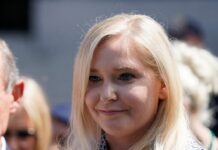 Вирджиния Джуффре делится вдохновляющей историей после событий с Джеффри Эпштейном virdzhiniya dzhuffre delitsya vdohnovlyayushhej istoriej posle sobytij s dzheffri epshtejnom-urbandigest-ru-174350885500-0