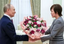 Акиэ Абэ и Владимир Путин обсудили позитивные шаги к диалогу по мнению Ёсимаса Хаяси akie abe i vladimir putin obsudili pozitivnye shagi k dialogu po mneniyu yosimasa hayasi-urbandigest-ru-174858184000-0