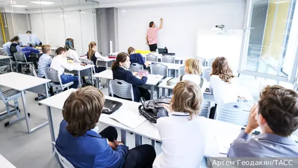 Вассерман назвал главную опасность раздельного образования мальчиков и девочек