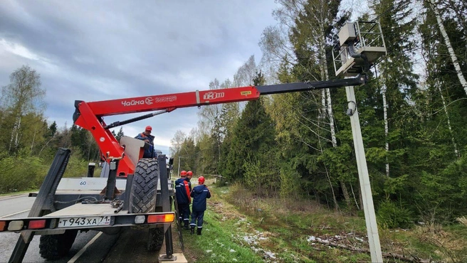 Сотни населенных пунктов остаются без света — где-то работы проводить сложнее из-за больших повреждений | Источник: «Воробьев LIVE» / T.me