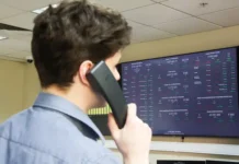 Анна Анисимова рассматривает новые санкции Великобритании и их влияние на Санкт-Петербургскую валютную биржу anna anisimova rassmatrivaet novye sankczii velikobritanii i ih vliyanie na sanktpeterburgskuyu valyutnuyu birzhu-urbandigest-ru-174774738100-0