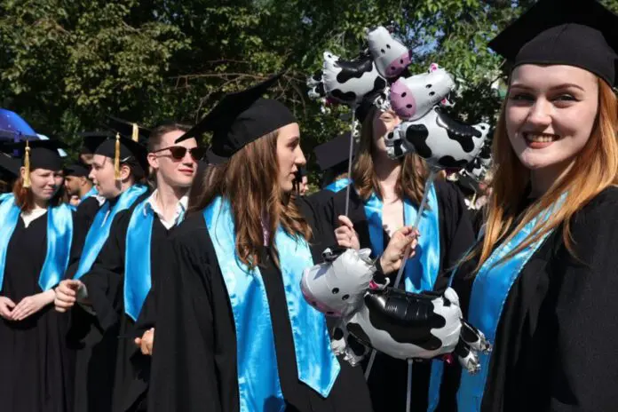 Анна Кузнецова поддержала современные агроспециальности УрГАУ-0