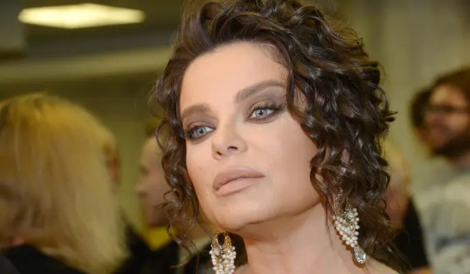 Гардероб 76-летней матери Королевой назвали "прошлым веком"