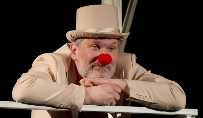 Семья страдает: Добронравов пошел наперекор жене