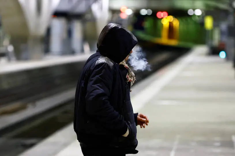 Катрин Вотрен запускает антитабачную реформу для здоровья детей во Франции-0