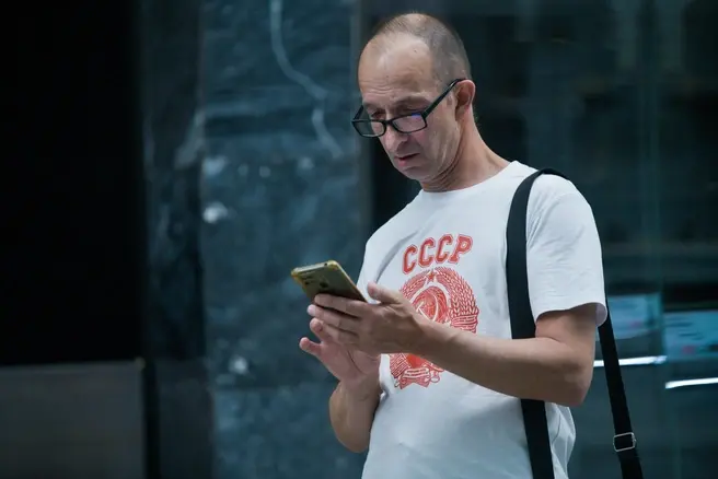 Как кулак поможет исправить зрение: простой и эффективный метод | Источник: Артем Устюжанин / MSK1.RU