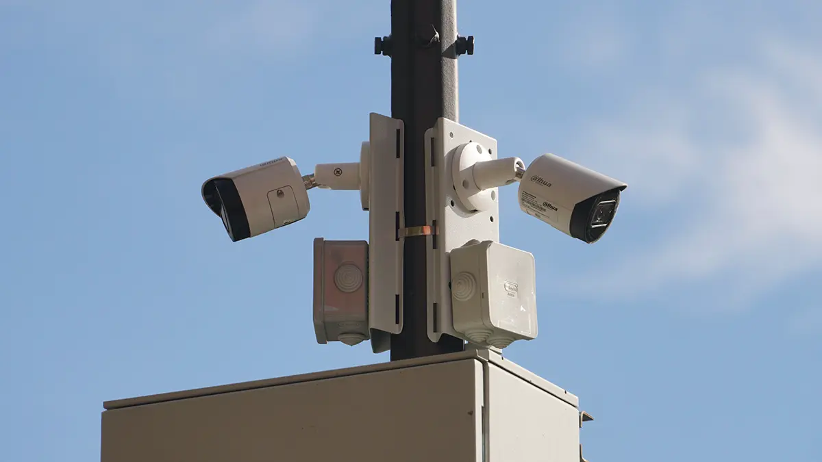 Камеры на дорогах в Подмосковье начали фиксировать использование телефона за рулем