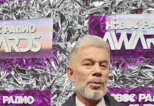 Олег Газманов и Алла Пугачева выступили на премии AWARDS-2022 oleg gazmanov i alla pugacheva vystupili na premii 2022-urbandigest-ru-174792881900-0