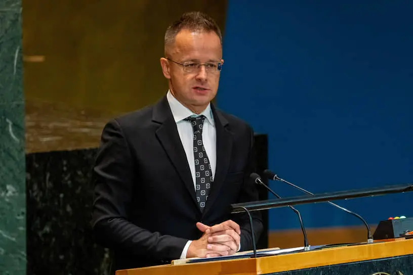 Петер Сийярто требует от Украины разъяснить запрет венгерской партии и угрозы Закарпатью-0