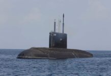 podlodka magadan tihookeanskogo flota triumfalno vernulas vo vladivostok-urbandigest-ru-174612501700-0