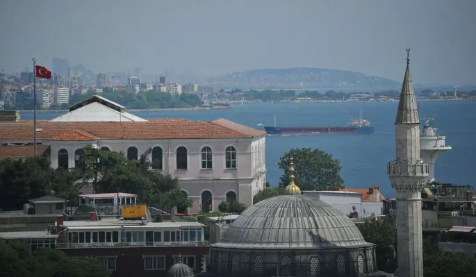 "Мест уже нет": Планы россиян улететь в Турцию с треском провалились