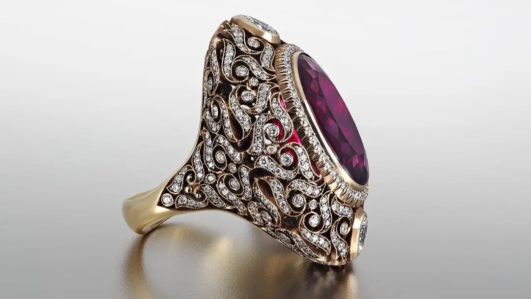 Москвичи узнают о ювелирном искусстве на выставке в Петровском путевом дворце