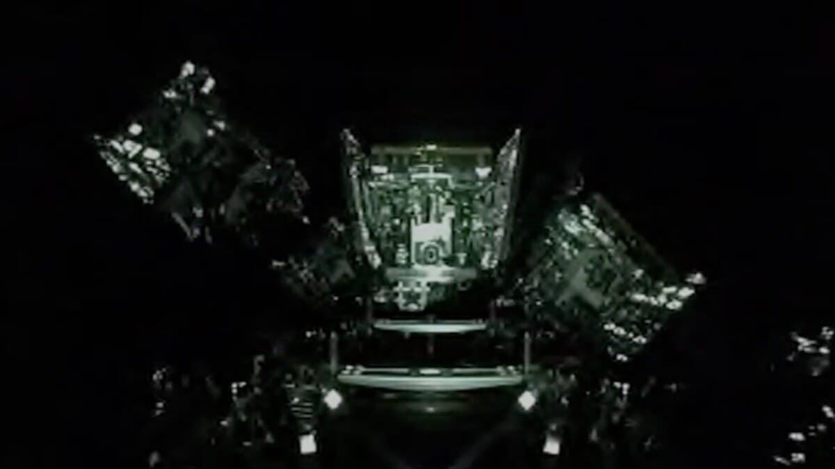 Amazon запускает первые спутники Project Kuiper для космического интернета-0