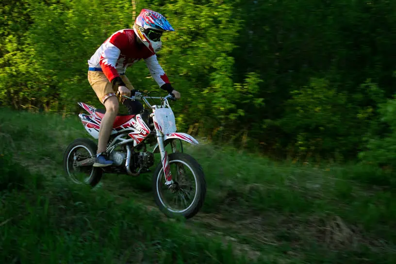 В Госдуме уверены, что продавать питбайки нужно разрешить только для тренировок вне дорог общего пользования