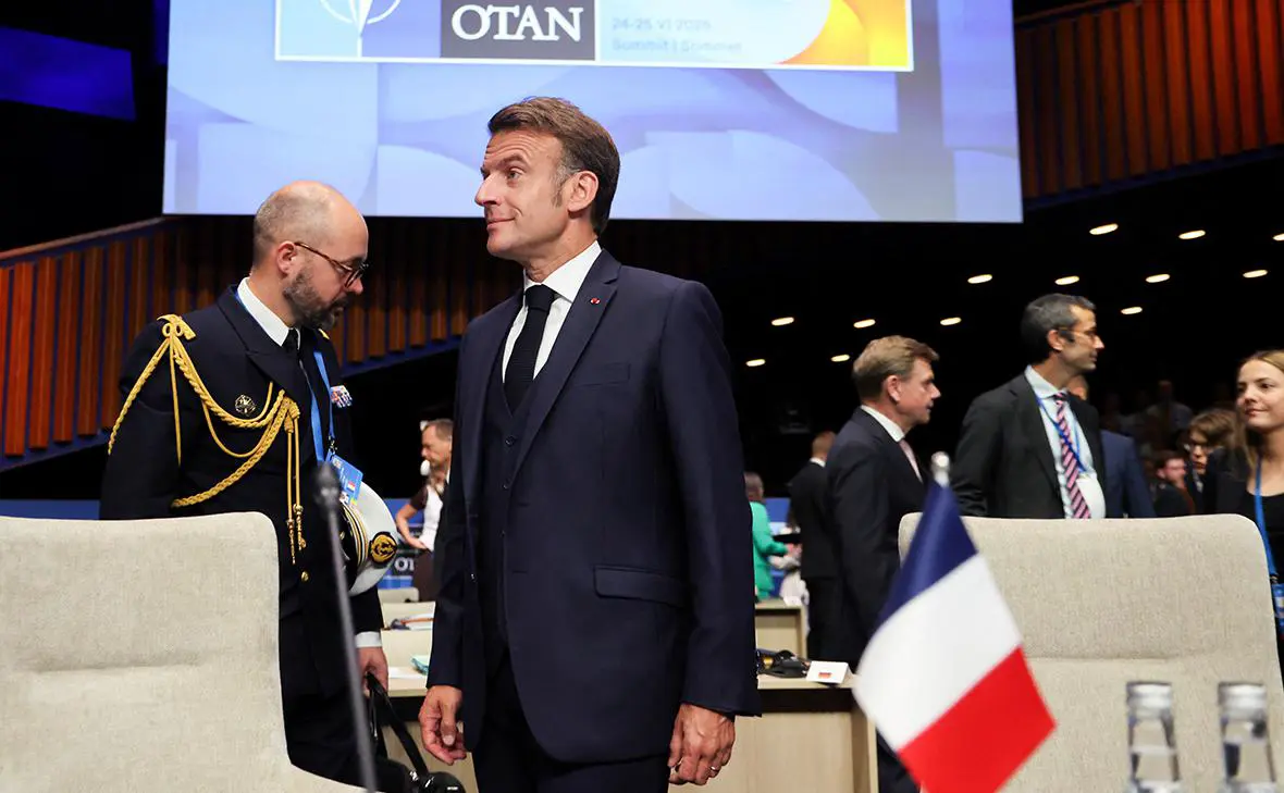 Эмманюэль Макрон (Ludovic Marin / Reuters)