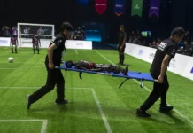 Booster Robotics и Чэн Хао открывают новую эру ИИ в робофутболе Китая i chen hao otkryvayut novuyu eru ii v robofutbole kitaya-urbandigest-ru-0