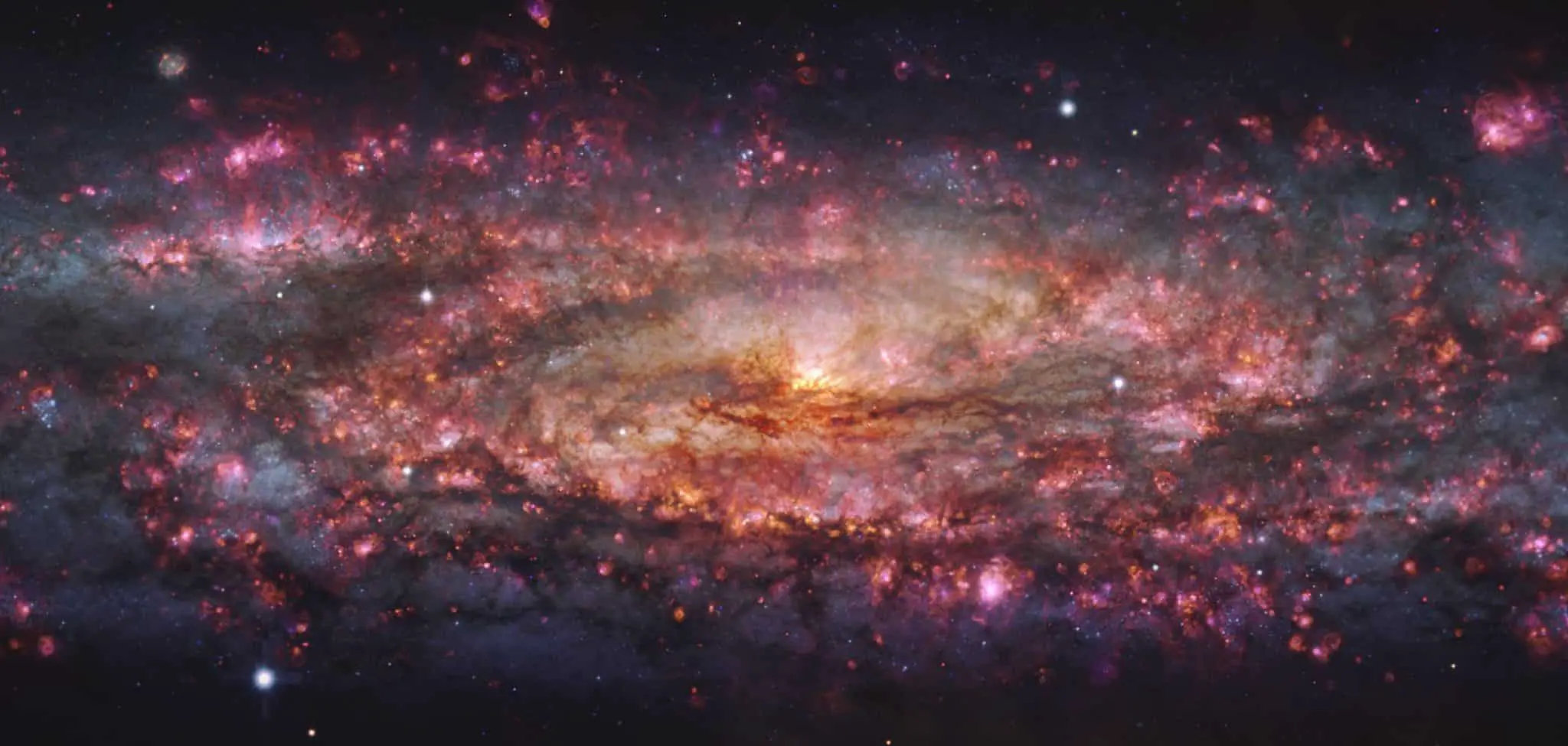 VLT и MUSE исследовали 571 туманность NGC 253 в Галактике Скульптор-0