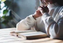 ИИ проливает свет на тайны авторства Ветхого Завета и Кумранских рукописей ii prolivaet svet na tajny avtorstva vethogo zaveta i kumranskih rukopisej-urbandigest-ru-0