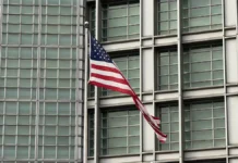 Малек Дудаков считает, что США и Дональд Трамп не рискнут войти в Иран с B-2 malek dudakov schitaet chto ssha i donald tramp ne risknut vojti v iran s 2-urbandigest-ru-0