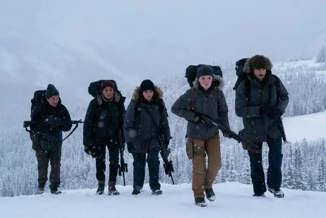 Второй сезон «Одних из нас»: месть без боли, драма без глубины — рецензия кинокритика | Источник: кадр из сериала «Одни из нас» (18+), реж. Крейг Мейзин, Нил Дракманн, Питер Хор / HBO, Sony Pictures Television, PlayStation Productions, Naughty Dog (2-й сезон, 2025)