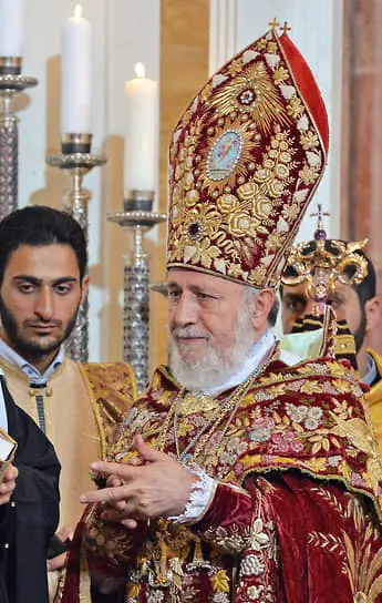 Католикос всех армян Гарегине II (2013 год)