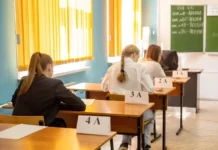 Сергей Кравцов и Елена Мизулина о мифах и реальных успехах выпускников на ЕГЭ sergej kravczov i elena mizulina o mifah i realnyh uspehah vypusknikov na ege-urbandigest-ru-0