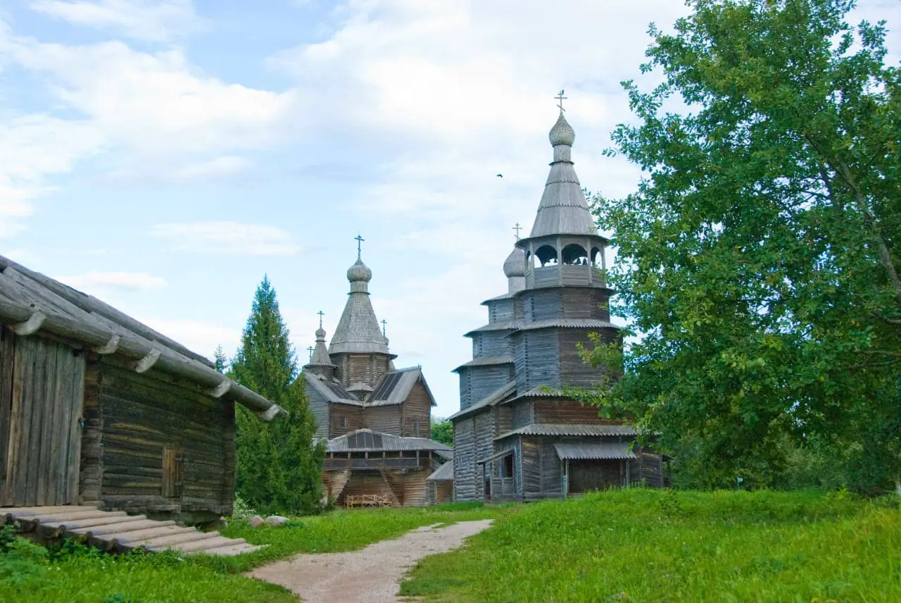 Великом Новгороде Эндитех проводит экскурсию с использованием VR и НовГУ-0