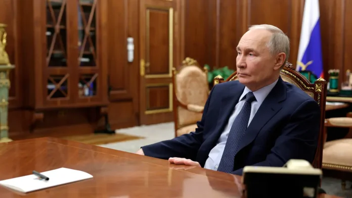 vladimir putin utverzhdaet chto ukraina teryaet poziczii i atakuet kurskuyu i bryanskuyu oblasti-urbandigest-ru-0