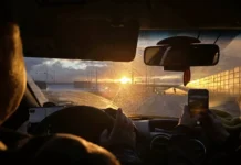 Вячеслав Петушенко и Минцифры обсуждают развитие инфраструктуры связи vyacheslav petushenko i minczifry obsuzhdayut razvitie infrastruktury svyazi-urbandigest-ru-0