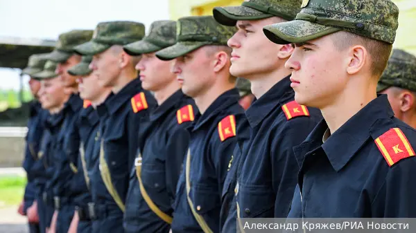 Эксперт объяснил необходимость увеличения числа военных училищ