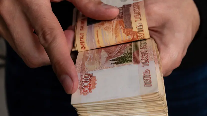 Индексация на 7,6%: в Госдуме рассказали о повышении зарплат госслужащих с 1 октября