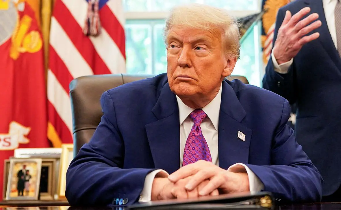 Дональд Трамп (Nathan Howard / Reuters)