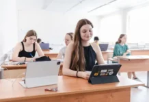 Школьники могут достичь успеха на Всероссийской олимпиаде в Москве shkolniki mogut dostich uspeha na vserossijskoj olimpiade v moskve-urbandigest-ru-0