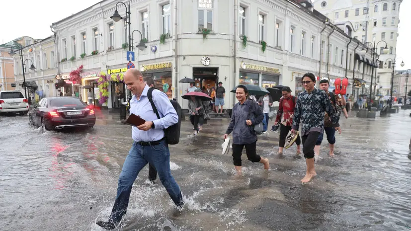 «Один из самых высоких показателей на планете»: синоптики зафиксировали рекордный ливень в Москве