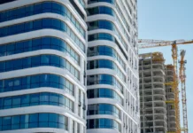 Анатолий Гарбузов в ОЭЗ "Технополис Москва" о грандиозном росте площадей к 2030 anatolij garbuzov v oez tehnopolis moskva o grandioznom roste ploshhadej k 2030-urbandigest-ru-0