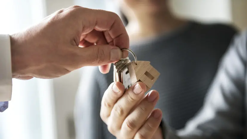 Нотариус Макаров рассказал, как предусмотреть риски при покупке квартиры