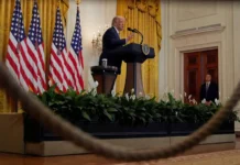 Конфликт в Сенате США вспыхивает вокруг Дональда Трампа и Украины konflikt v senate ssha vspyhivaet vokrug donalda trampa i ukrainy-urbandigest-ru-0