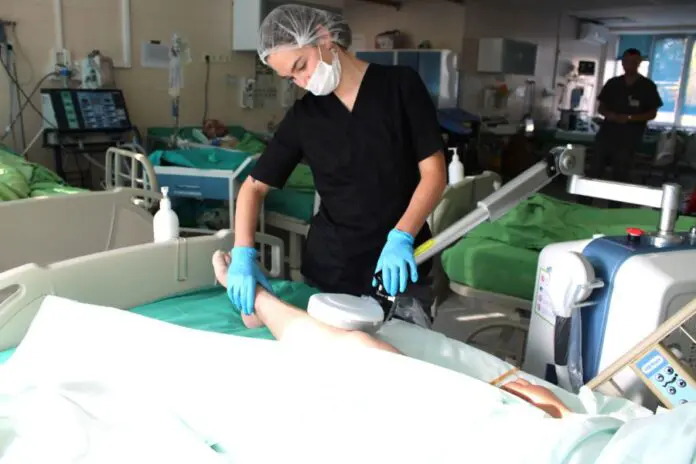 Минздрав Свердловской области и Денис Паслер содействуют спасению в ГКБ №40-0