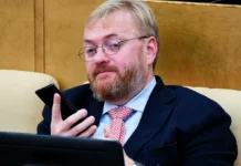 Виталий Милонов обсуждает дело Арсена Маркаряна и мнение Алекса Лесли vitalij milonov obsuzhdaet delo arsena markaryana i mnenie aleksa lesli-urbandigest-ru-0